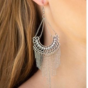 Chandelier earring